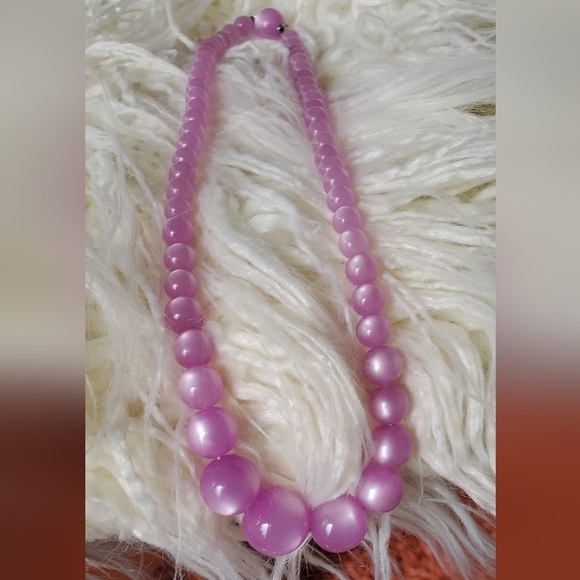 Sugar Pink Water Pearl Necklace. 🌴 - Picture 3 of 6